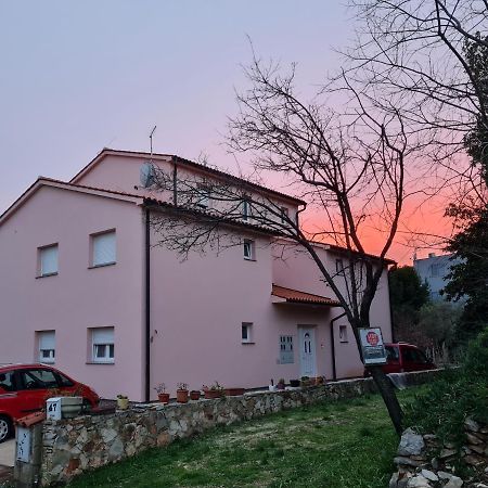 Apartment Tomas Near The Beach Пула Экстерьер фото